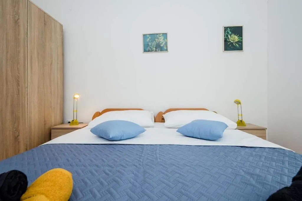 Apartmani Luka Banjol Apartamento