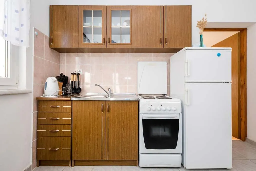 Apartment Apartmani Luka Banjol