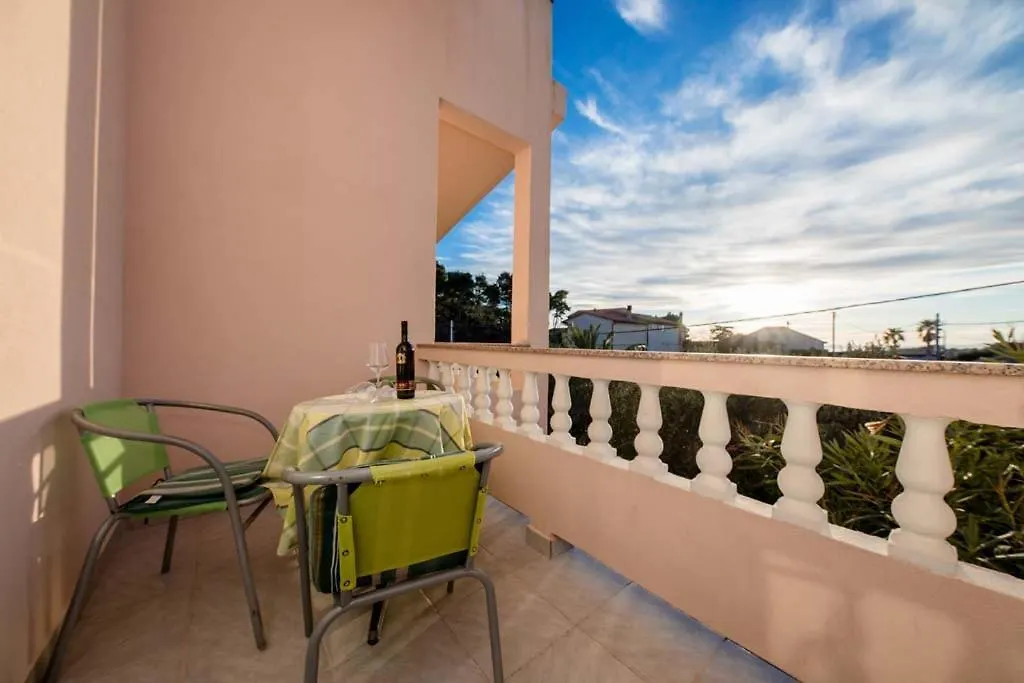 Apartmani Luka Banjol Apartment